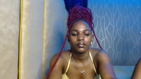 Snapshot of raven_luxe chatting on May 2026 10:18:02 PM Raven online show from May 2026 10:18:02 PM