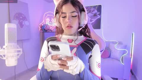 .  online show from November 2025 04:53:01 PM