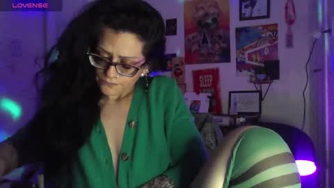 Raven online show from December 2024 12:00:02 AM