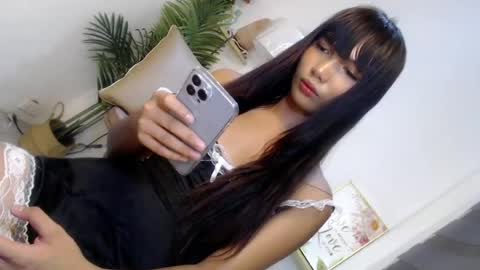 ravenblissx online show from June 2026 04:37:02 PM