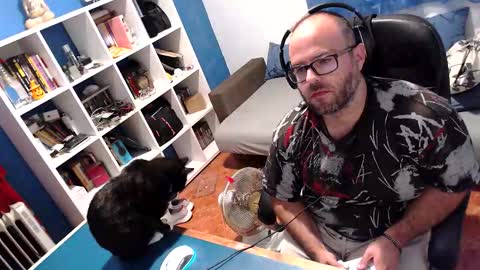 ravingr3d3 online show from September 2025 08:55:02 PM