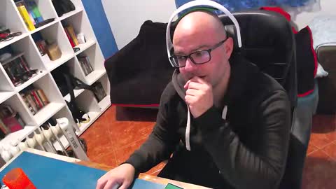 ravingr3d3 online show from December 2025 10:16:01 PM