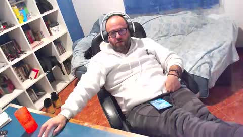 Snapshot of ravingr3d3 chatting on January 2026 11:52:02 PM ravingr3d3 online show from January 2026 11:52:02 PM