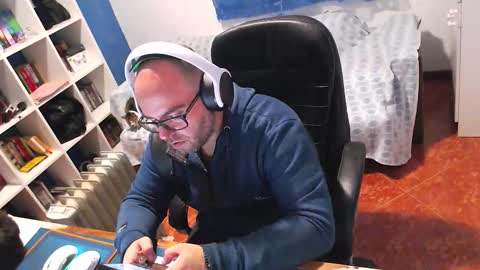 Snapshot of ravingr3d3 chatting on February 2026 09:46:02 PM ravingr3d3 online show from February 2026 09:46:02 PM