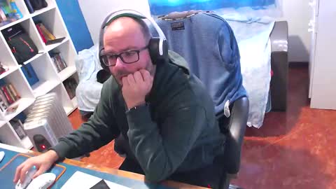 Snapshot of ravingr3d3 chatting on February 2026 11:06:02 AM ravingr3d3 online show from February 2026 11:06:02 AM