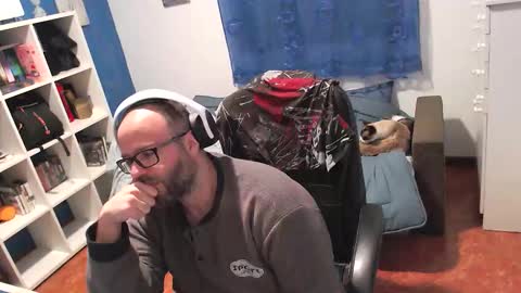 Snapshot of ravingr3d3 chatting on February 2026 11:06:01 PM ravingr3d3 online show from February 2026 11:06:01 PM