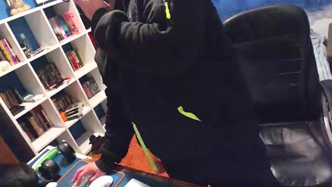 Snapshot of ravingr3d3 chatting on March 2026 05:09:02 PM ravingr3d3 online show from March 2026 05:09:02 PM