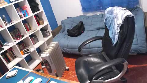 ravingr3d3 online show from March 2026 02:02:02 PM