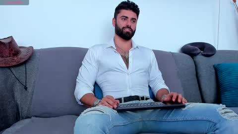 Adam online show from February 2025 10:06:02 AM