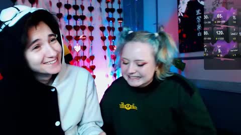 Snapshot of ray__taylor chatting on February 2025 10:04:01 PM Ray online show from February 2025 10:04:01 PM