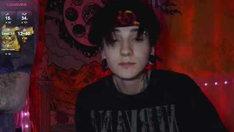 Snapshot of ray__taylor chatting on November 2025 04:17:01 PM Ray online show from November 2025 04:17:01 PM