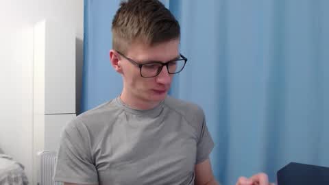 Ray Booy  online show from November 2025 08:22:01 PM