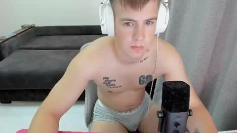 Ray online show from July 2026 07:28:02 AM