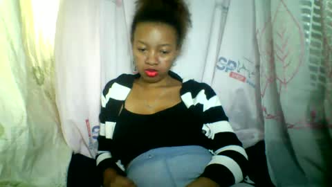 Snapshot of rayana_69 chatting on June 2026 05:34:02 PM rayana_69 online show from June 2026 05:34:02 PM