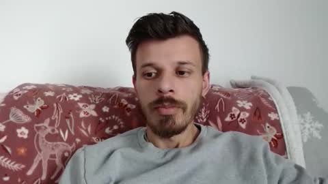 Snapshot of rayann27 chatting on September 2025 09:42:02 AM rayan online show from September 2025 09:42:02 AM