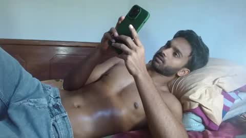 Snapshot of rayannzz chatting on April 2026 03:41:01 AM eyan online show from April 2026 03:41:01 AM