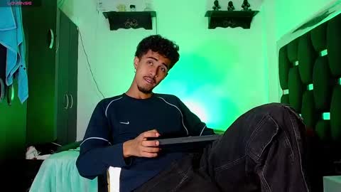 Rayn online show from December 2024 05:36:01 AM