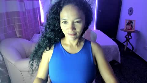 Snapshot of rayza_mature_ chatting on January 2025 10:48:01 PM Danna online show from January 2025 10:48:01 PM