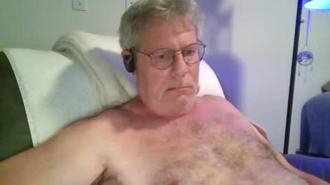 mickey95003 online show from April 2026 02:27:01 AM