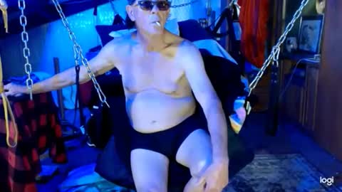 Snapshot of ready4aride2day chatting on April 2026 04:02:02 AM ready4aride2day online show from April 2026 04:02:02 AM