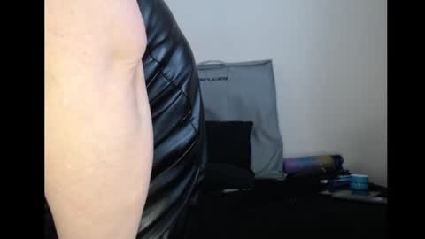 Snapshot of real_36_dd chatting on March 2025 05:22:01 PM Fannie online show from March 2025 05:22:01 PM