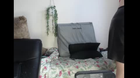 Snapshot of real_36_dd chatting on November 2025 05:28:02 PM Fannie online show from November 2025 05:28:02 PM