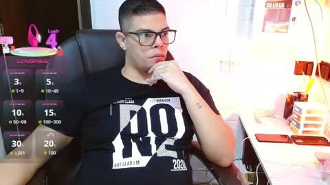 Snapshot of realjoel chatting on May 2026 11:40:01 AM Joel online show from May 2026 11:40:01 AM