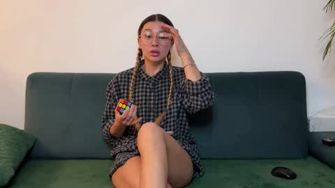 Snapshot of reallove_x chatting on February 2026 07:18:01 PM Leo Luna online show from February 2026 07:18:01 PM