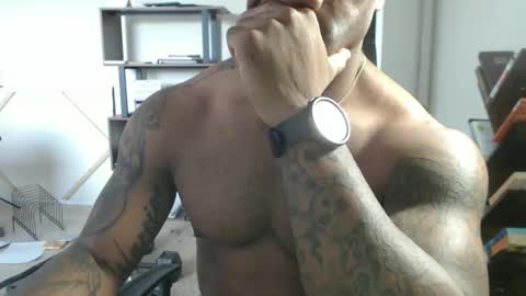 Rey online show from October 2025 07:34:02 PM