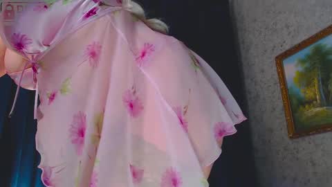 Im a little sick. Ill be back soon. online show from February 2025 08:48:02 PM