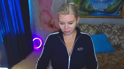 Im a little sick. Ill be back soon. online show from September 2025 05:29:01 AM