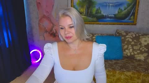 Im a little sick. Ill be back soon. online show from September 2025 05:54:01 AM