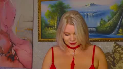 Im a little sick. Ill be back soon. online show from October 2025 03:14:02 PM