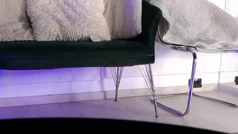 rebbeccaray online show from January 2026 07:30:01 PM