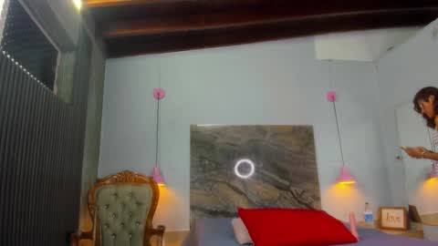 rebeca_2 online show from November 2025 11:38:02 AM