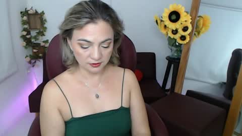 Snapshot of rebeca_milf chatting on July 2026 02:14:02 PM REBECA online show from July 2026 02:14:02 PM