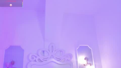 Rebeca Whatsson online show from November 2025 11:42:02 AM