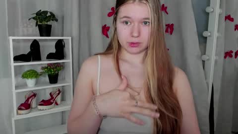 rebecca_____ online show from February 2025 06:26:02 PM