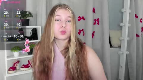 rebecca_____ online show from February 2025 06:45:02 PM