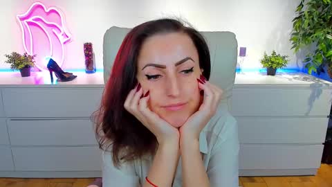 rebecca_diamonds online show from February 2025 06:34:02 AM