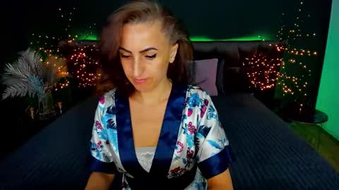 rebecca_diamonds online show from September 2025 05:42:02 AM