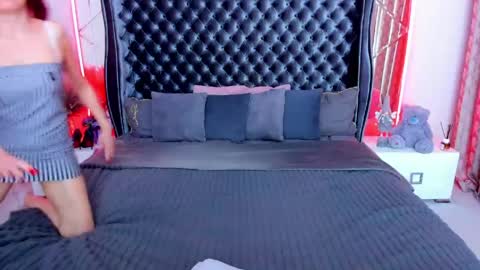 rebecca_diamonds online show from April 2026 06:07:01 AM