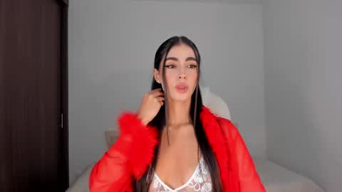 Snapshot of rebeccabaxter chatting on February 2025 01:10:01 AM Rebecca online show from February 2025 01:10:01 AM