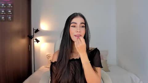 Snapshot of rebeccabaxter chatting on November 2025 08:23:02 PM Rebecca online show from November 2025 08:23:02 PM