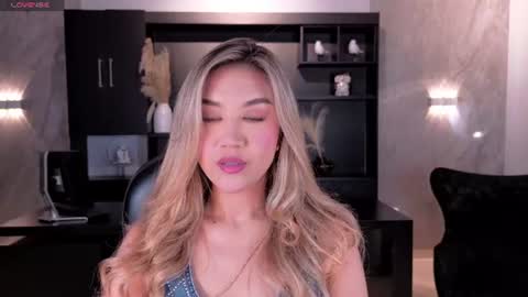 Snapshot of rebeccahudson_ chatting on June 2026 06:21:02 PM Rebe online show from June 2026 06:21:02 PM