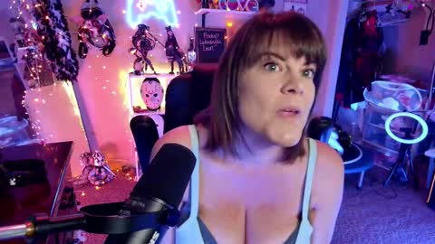 Rebecca Love online show from February 2026 10:27:01 PM