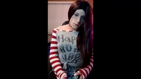rebeckaloves online show from May 2026 11:37:01 AM