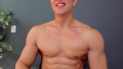 twitter REECET26 instagram RECCETAYLOR online show from February 2026 04:15:02 PM