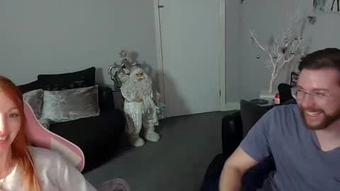 Red -  online show from December 2024 09:11:01 PM