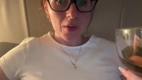 Snapshot of red_head_rosie_69 chatting on May 2026 07:08:01 PM Rosie online show from May 2026 07:08:01 PM